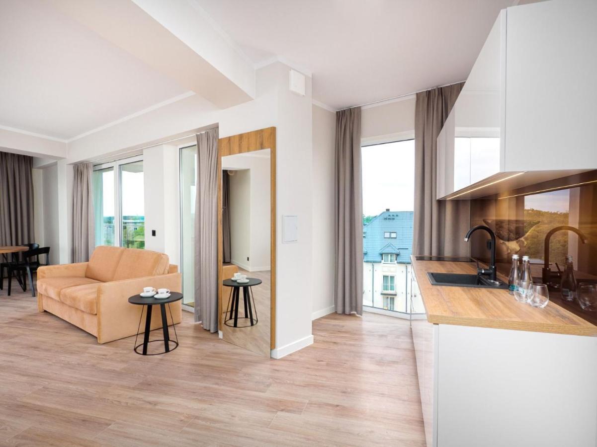 Resort Krol Plaza Spa & Wellness ヤロスワビエツ エクステリア 写真