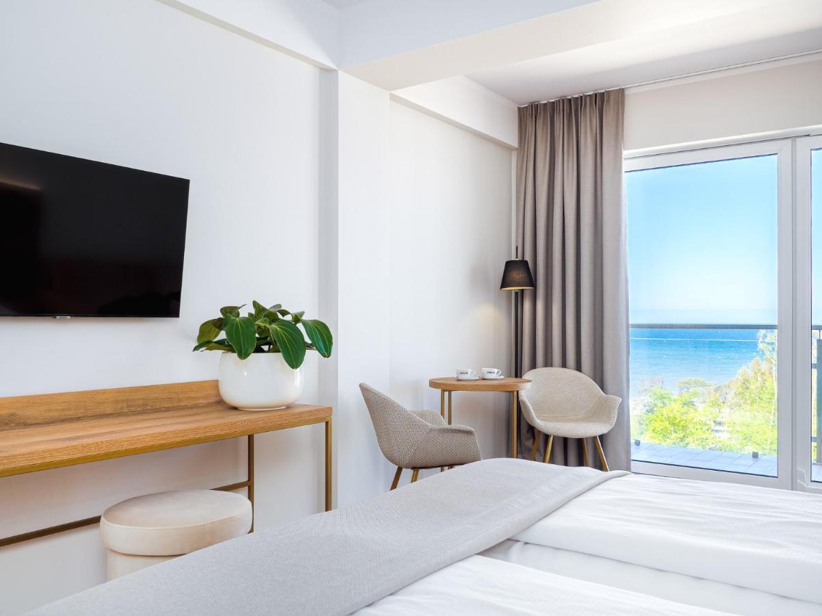 Resort Krol Plaza Spa & Wellness ヤロスワビエツ エクステリア 写真