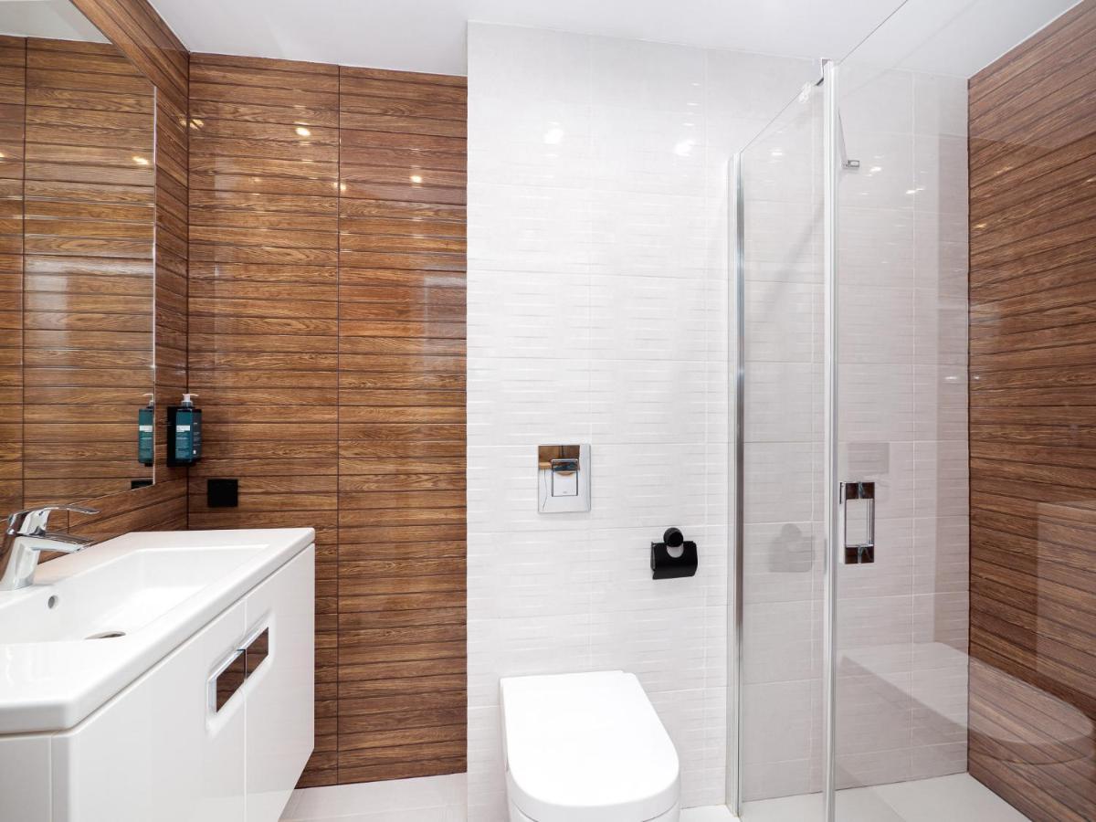 Resort Krol Plaza Spa & Wellness ヤロスワビエツ エクステリア 写真