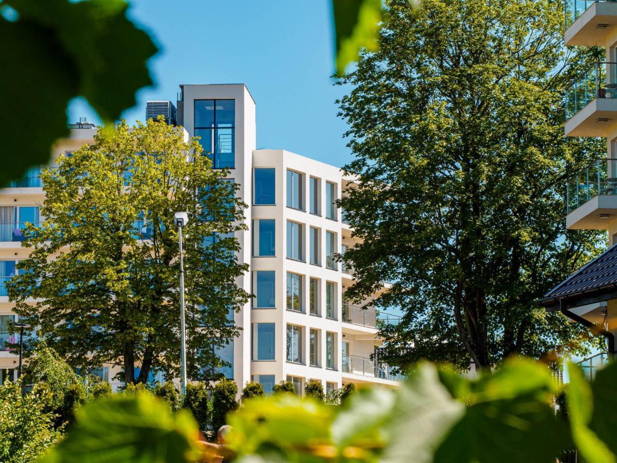 Resort Krol Plaza Spa & Wellness ヤロスワビエツ エクステリア 写真