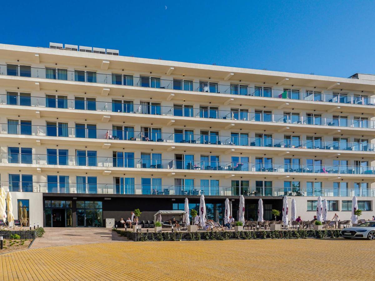 Resort Krol Plaza Spa & Wellness ヤロスワビエツ エクステリア 写真